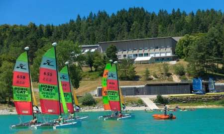 La classe apprentissage de la natation des CE à Bellecin